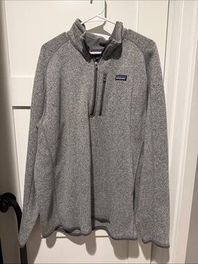 Patagonia Men’s Heather Gray Half-Zip Fleece Pullover